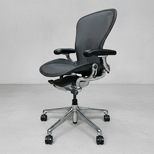 Herman Miller Aeron Remastered Graphite/Aluminium