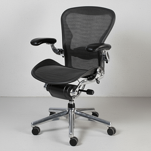 Herman Miller Aeron Classic Graphite / Aluminium (Refurbished)
